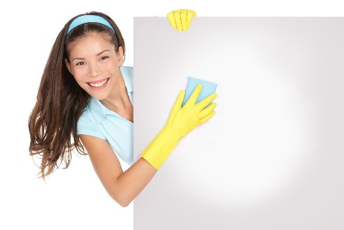 Safe carpet cleaning work with careful room setup